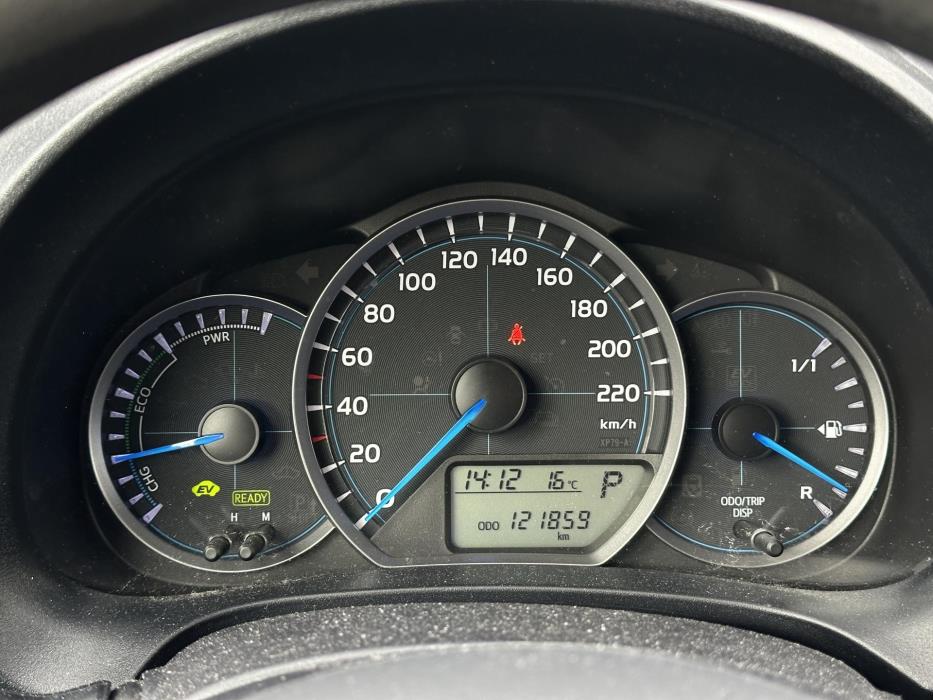TOYOTA Yaris 2014