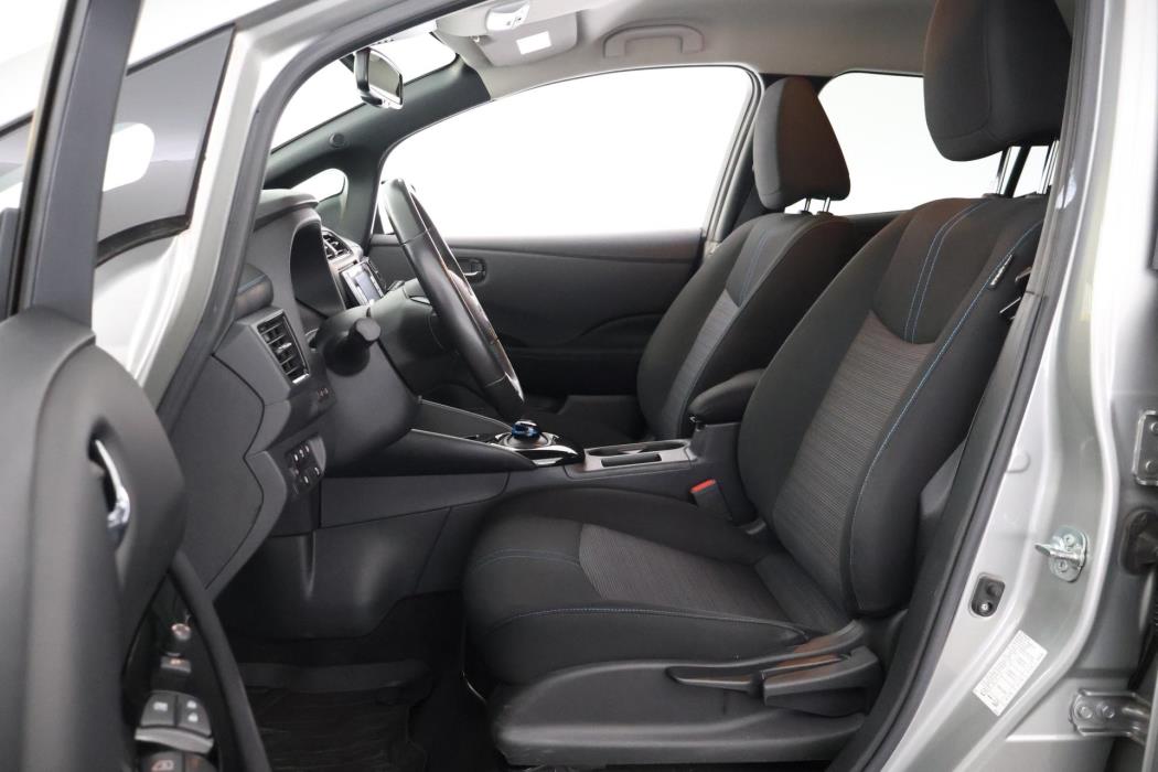 NISSAN Leaf 2021