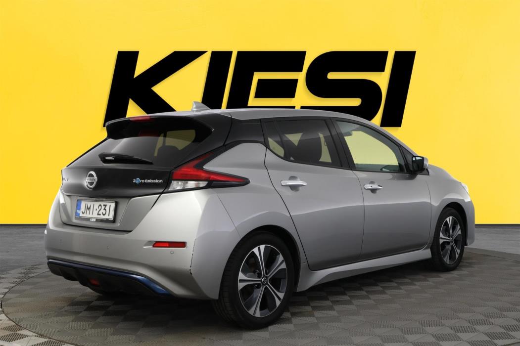 NISSAN Leaf 2021