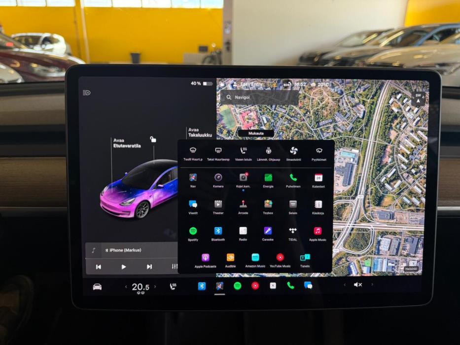 TESLA Model 3 2021