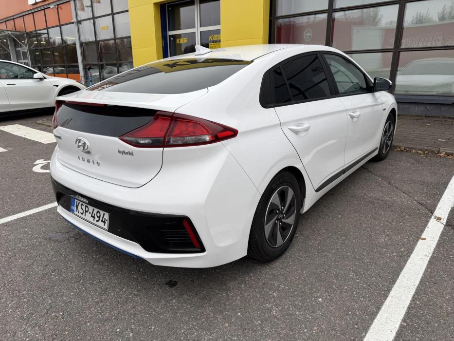HYUNDAI Ioniq Hybrid 2017