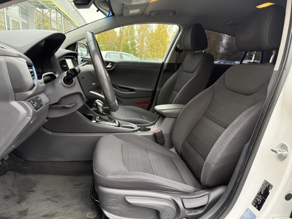 HYUNDAI Ioniq Hybrid 2017