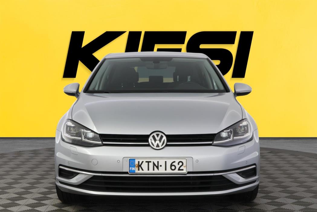 VOLKSWAGEN Golf 2019