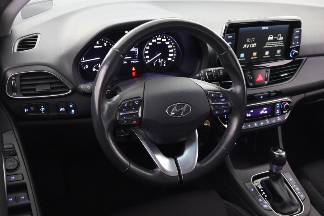 HYUNDAI i30 2019