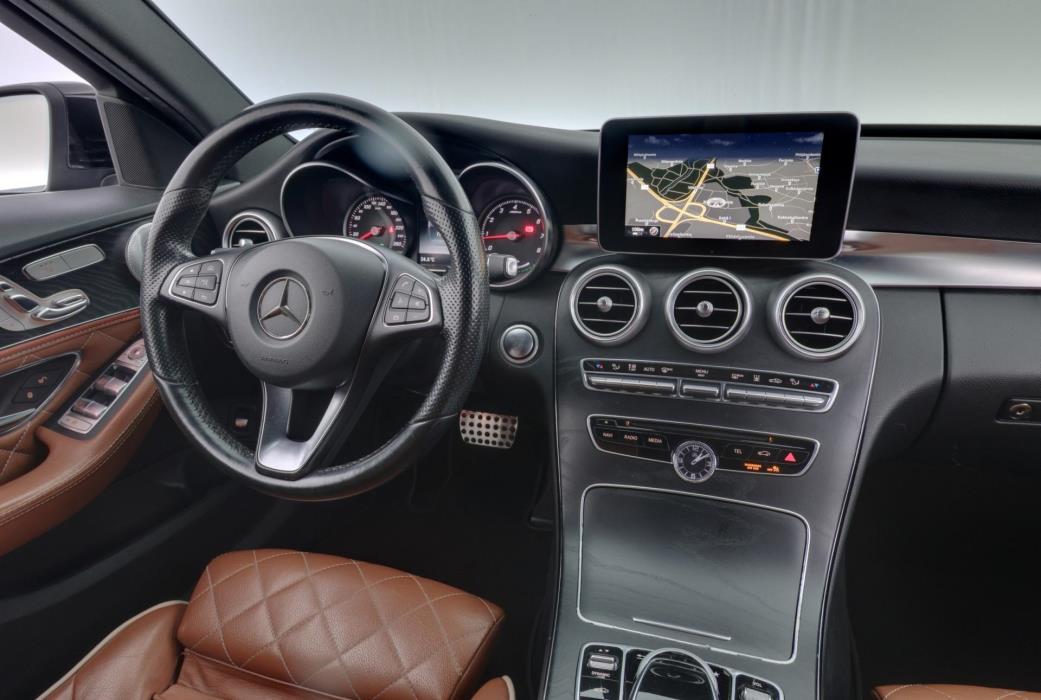 MERCEDES-BENZ C 2015