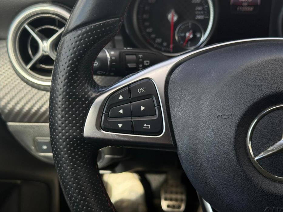 MERCEDES-BENZ A 2016