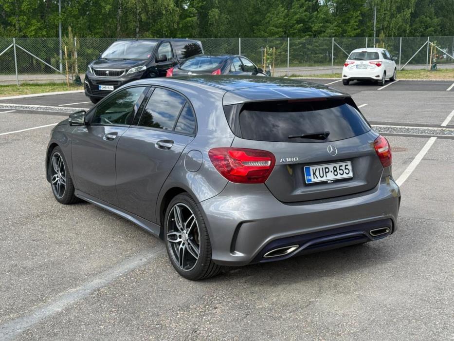 MERCEDES-BENZ A 2016