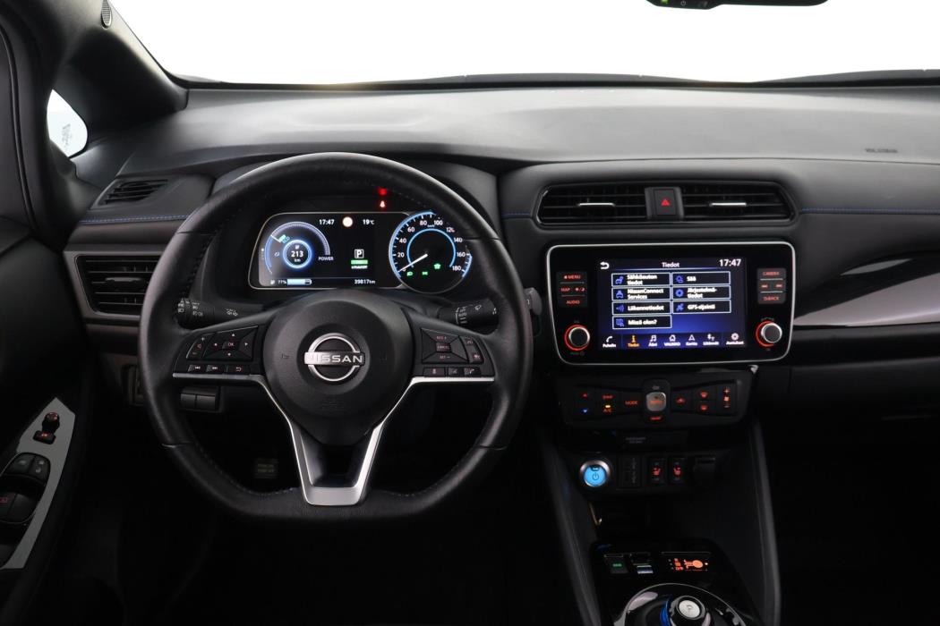 NISSAN Leaf 2022