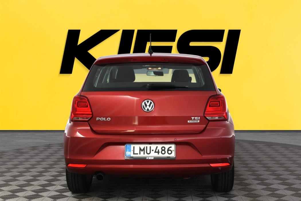 VOLKSWAGEN Polo 2016