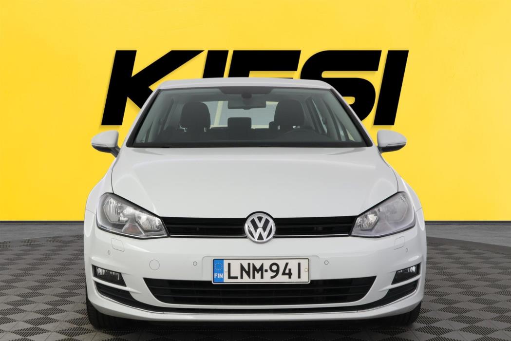 VOLKSWAGEN Golf 2016