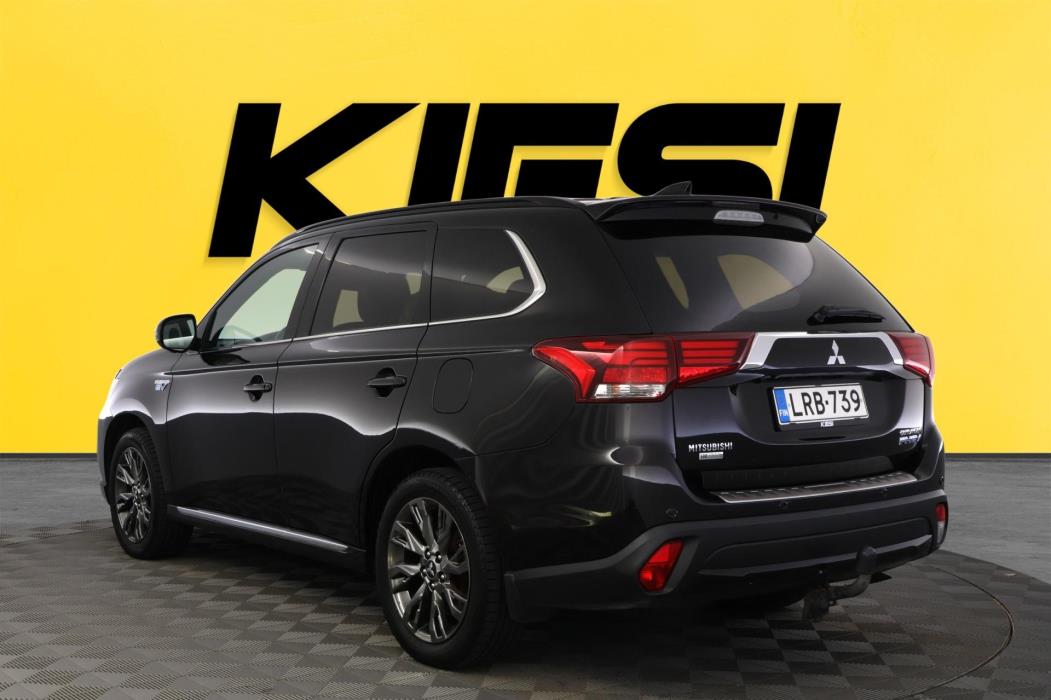 MITSUBISHI Outlander PHEV 2017