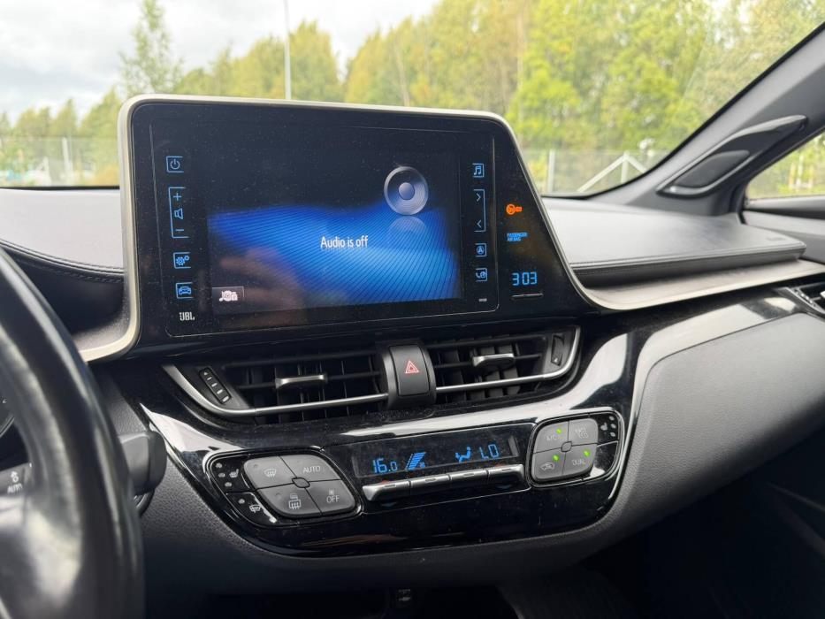 TOYOTA C-HR 2018
