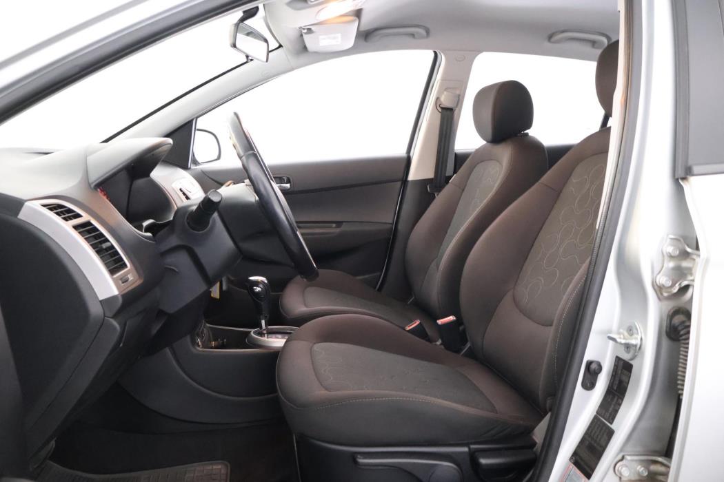 HYUNDAI i20 2010