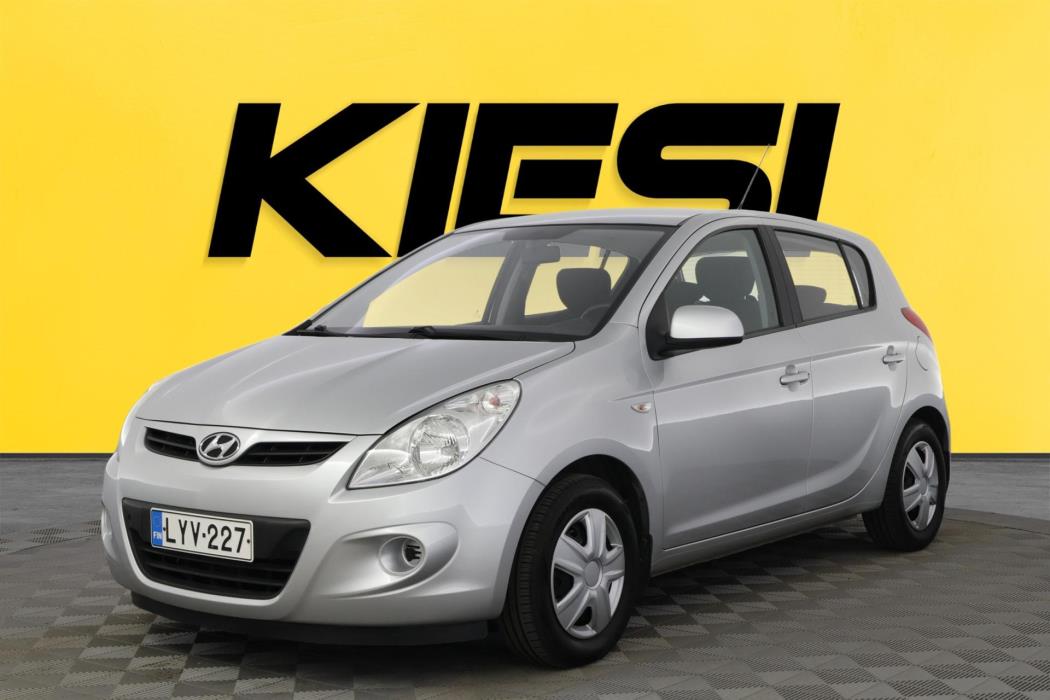 HYUNDAI i20 2010
