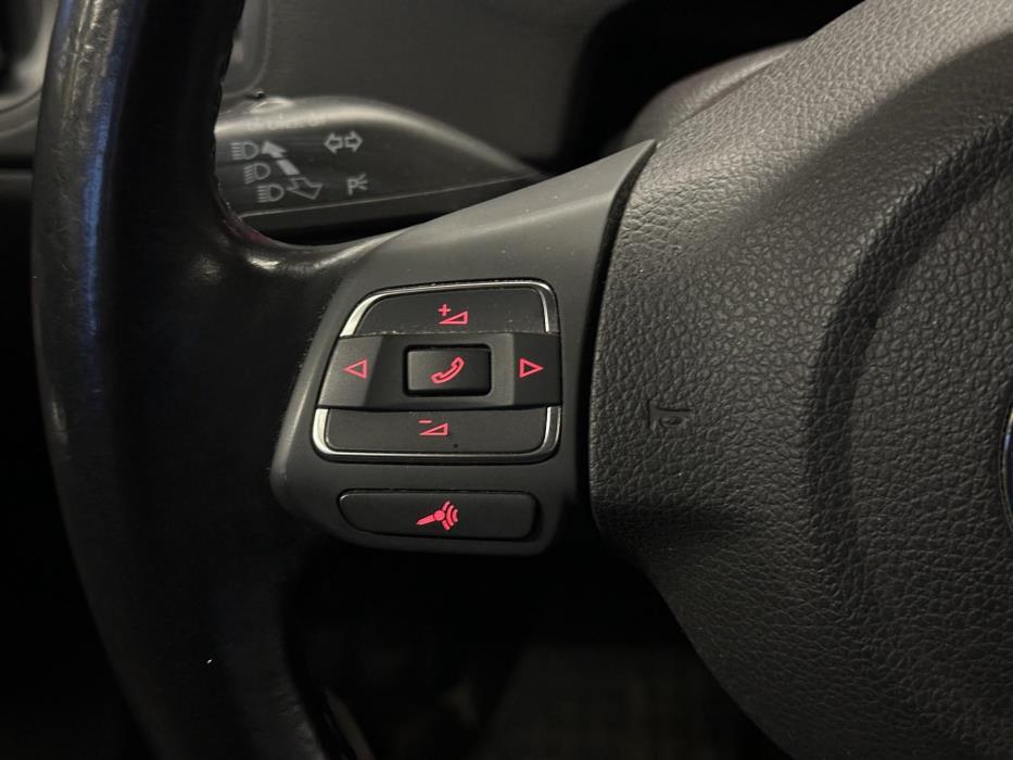 VOLKSWAGEN Polo 2009