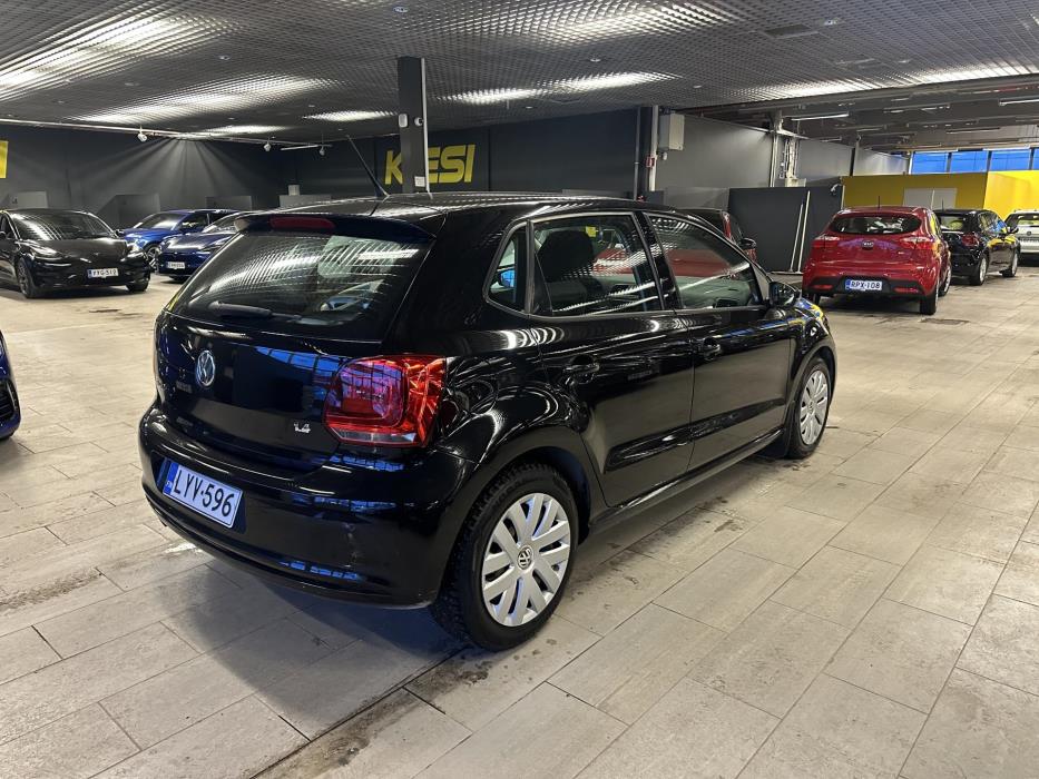 VOLKSWAGEN Polo 2009