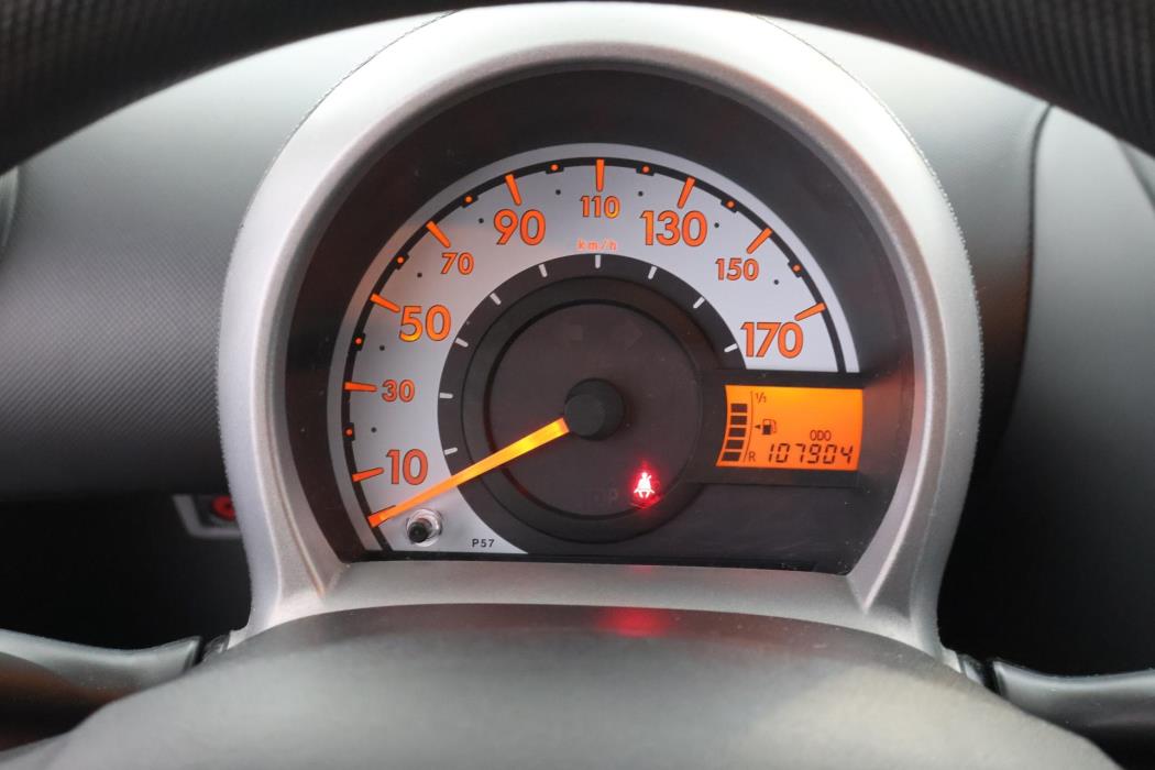 TOYOTA Aygo 2012