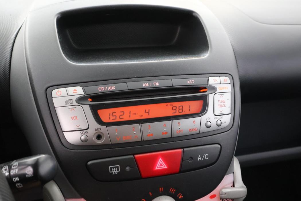 TOYOTA Aygo 2012