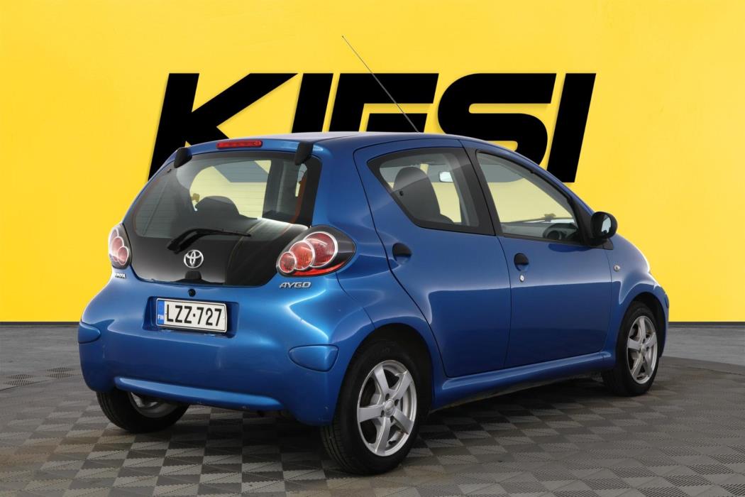 TOYOTA Aygo 2012