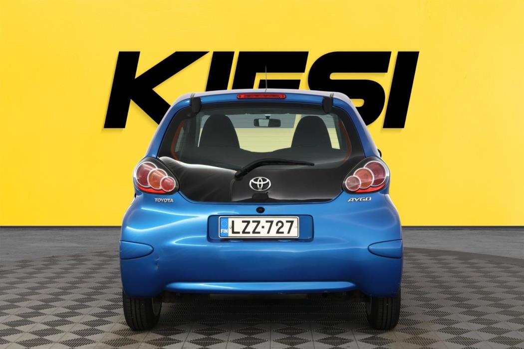 TOYOTA Aygo 2012