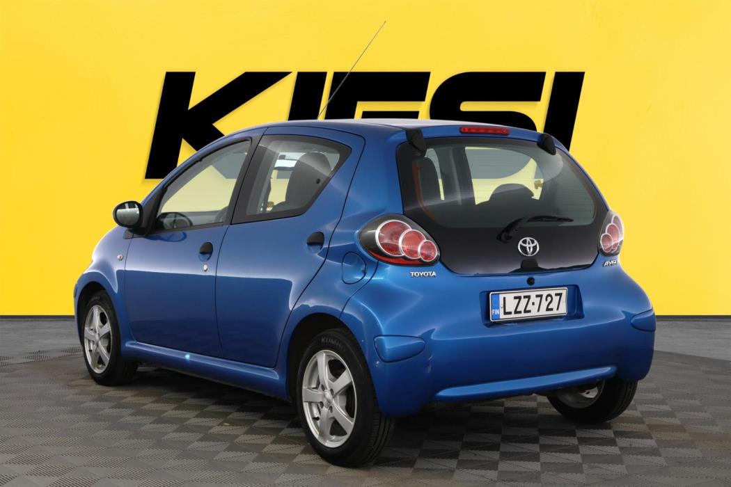 TOYOTA Aygo 2012