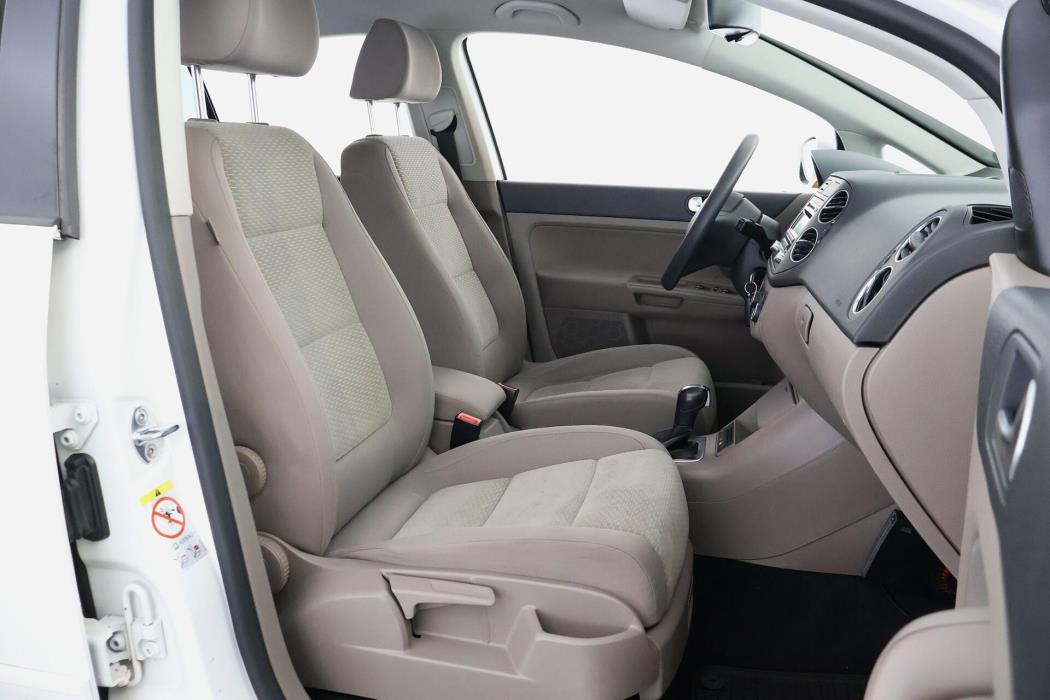 VOLKSWAGEN Golf Plus 2012