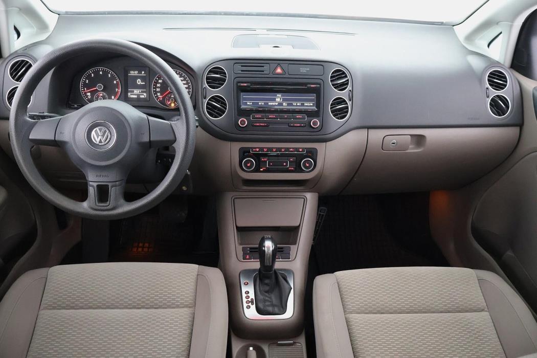 VOLKSWAGEN Golf Plus 2012
