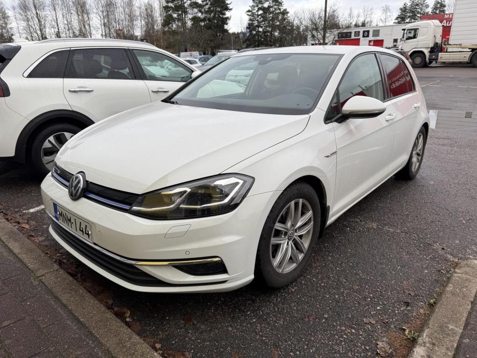 VOLKSWAGEN Golf 2018