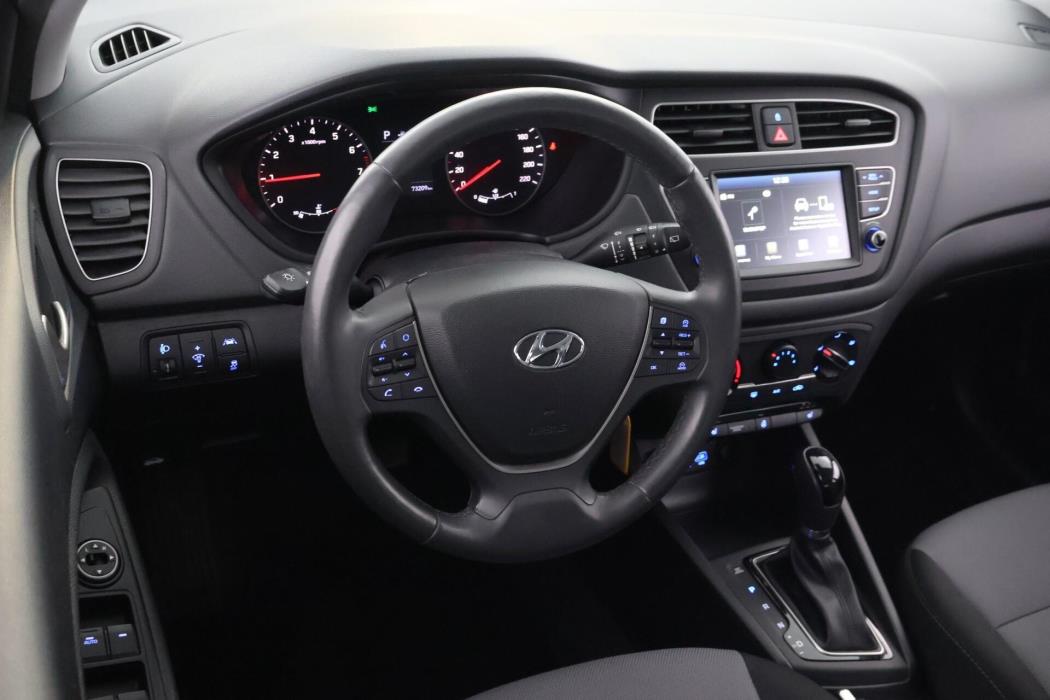 HYUNDAI i20 2019