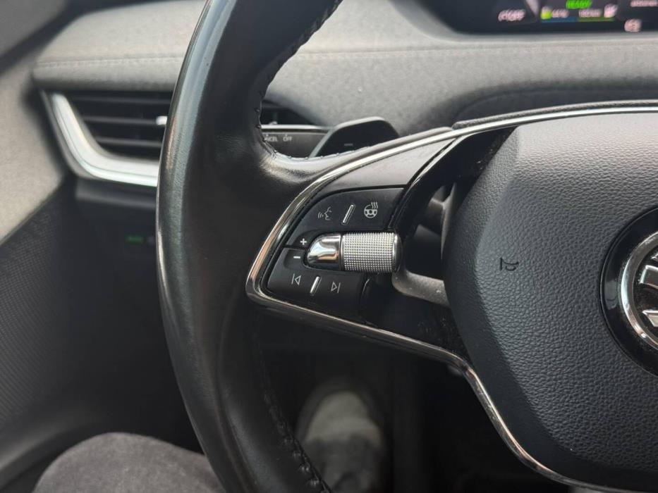 SKODA Enyaq 2022