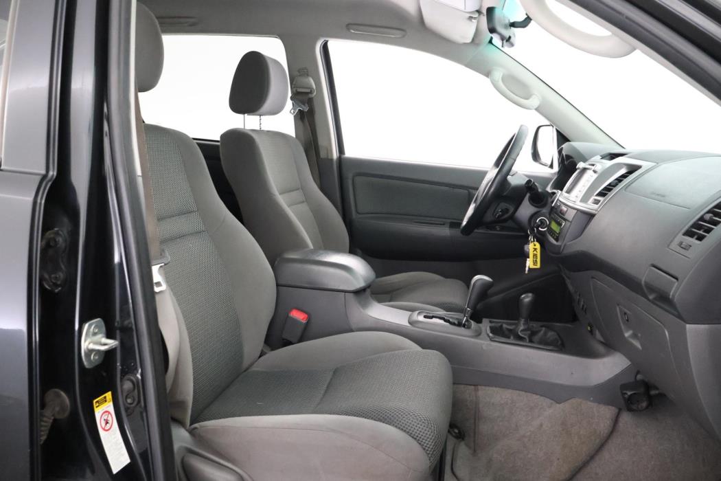 TOYOTA Hilux 2014