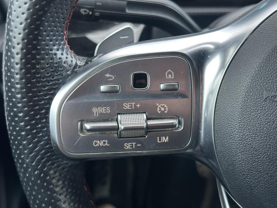 MERCEDES-BENZ CLA 2019