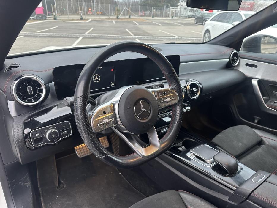 MERCEDES-BENZ CLA 2019