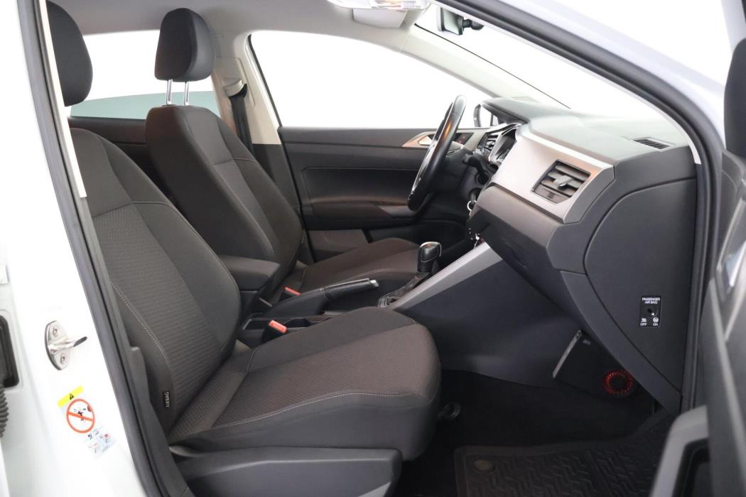 VOLKSWAGEN Polo 2020