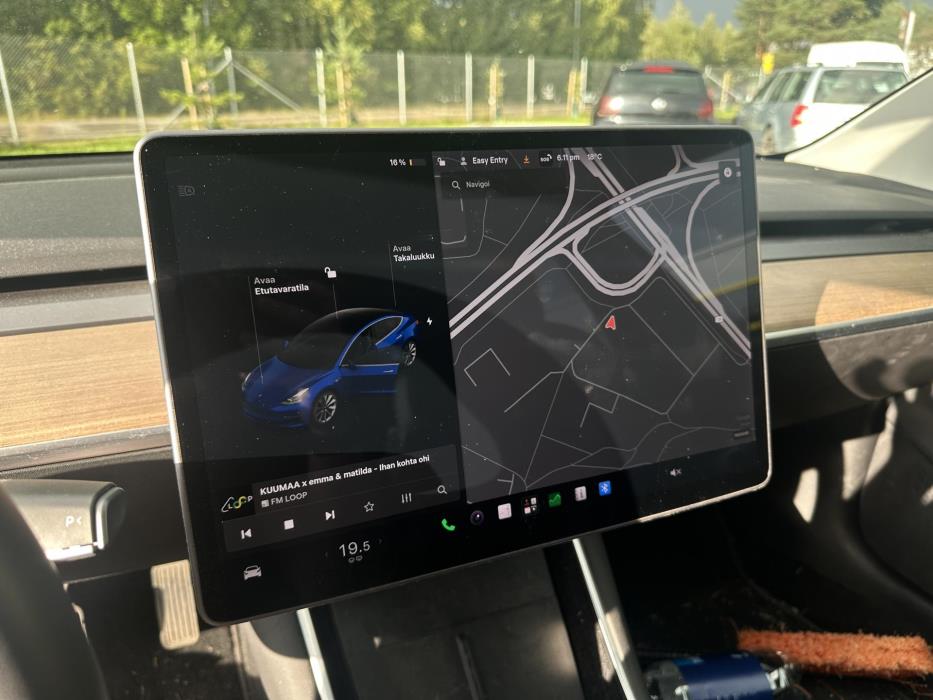 TESLA Model 3 2020