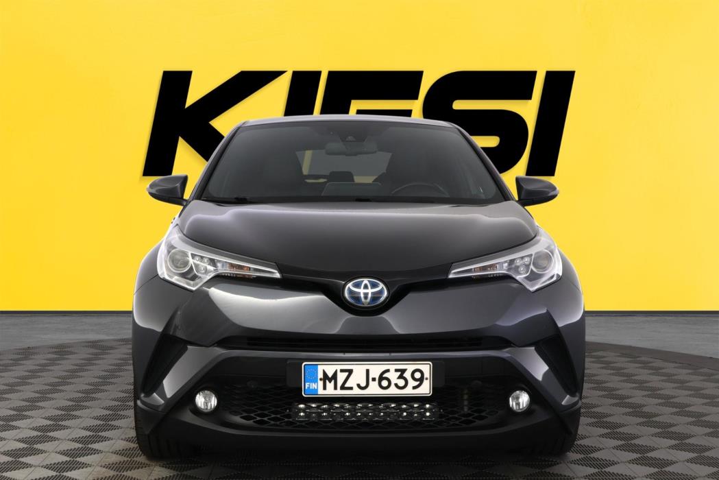 TOYOTA C-HR 2017