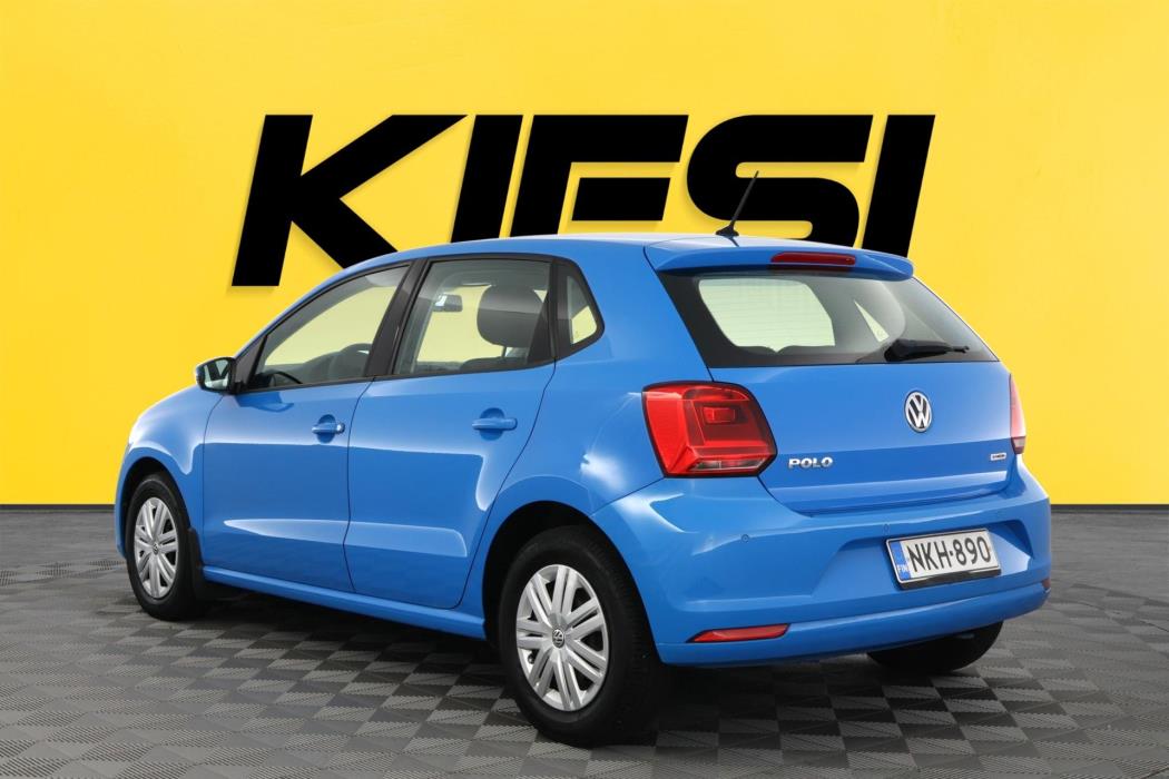 VOLKSWAGEN Polo 2016