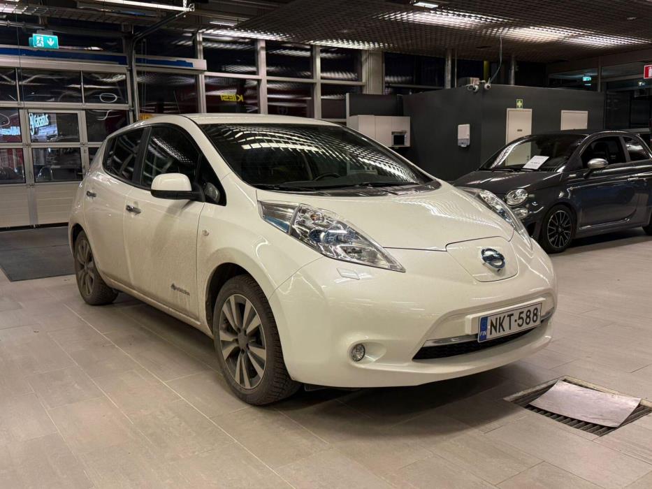 NISSAN Leaf 2017