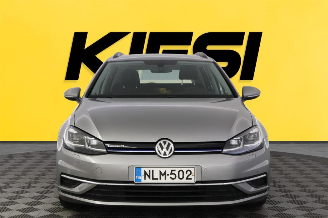 VOLKSWAGEN Golf 2019