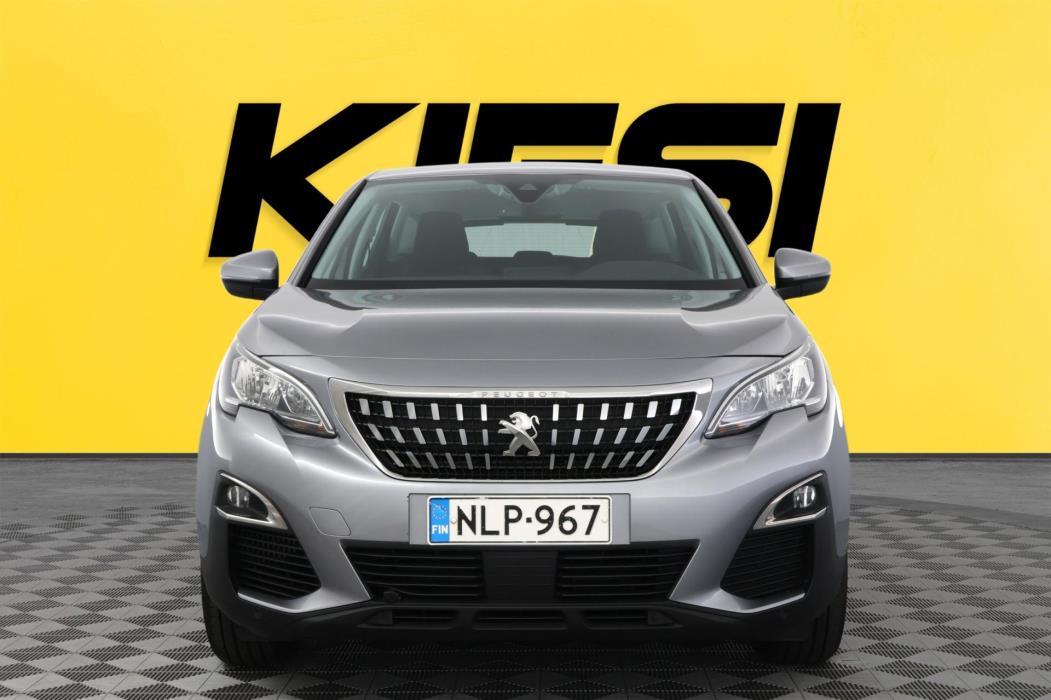 PEUGEOT 3008 2020