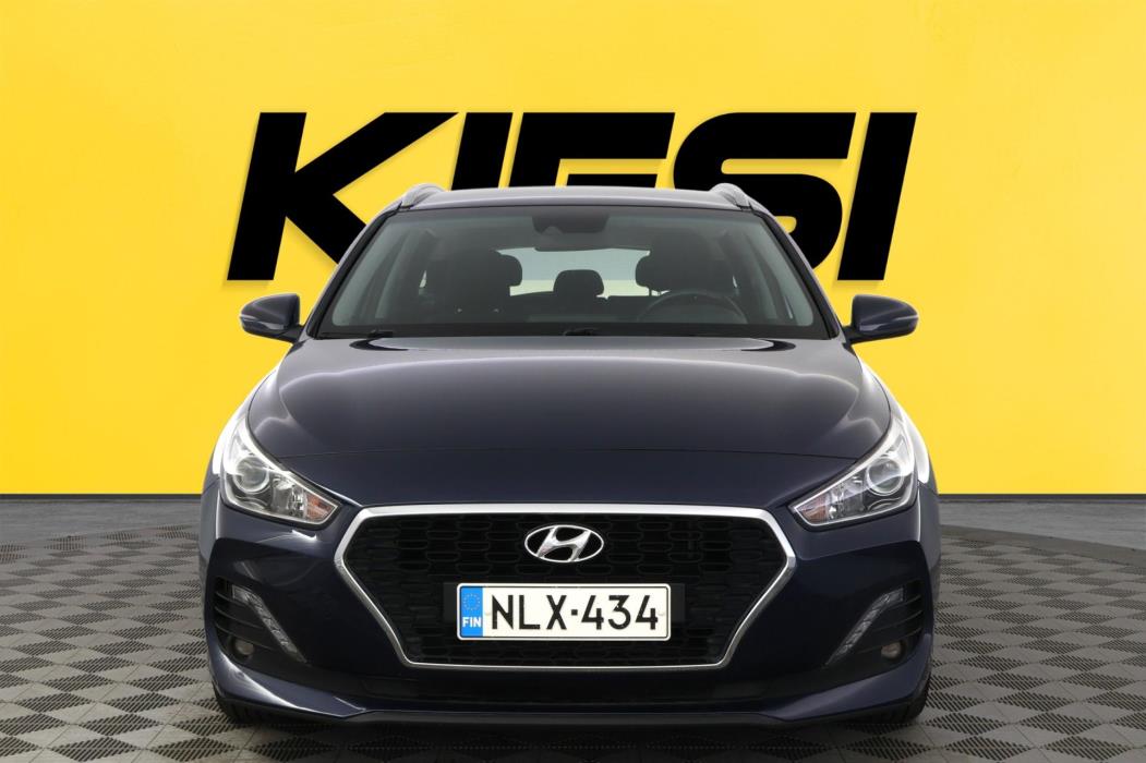HYUNDAI i30 2019