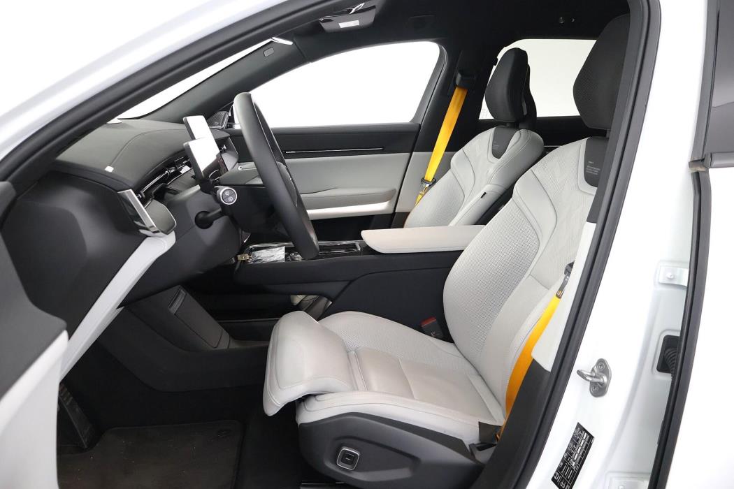 POLESTAR 3 2024