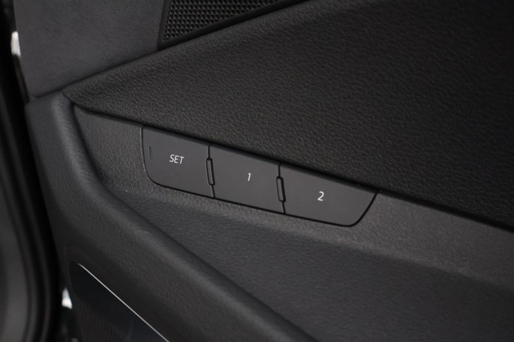 AUDI e-tron 2023