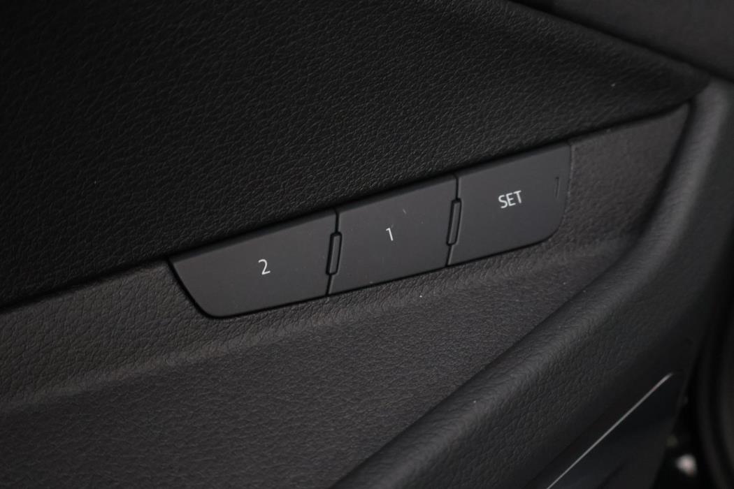 AUDI e-tron 2023
