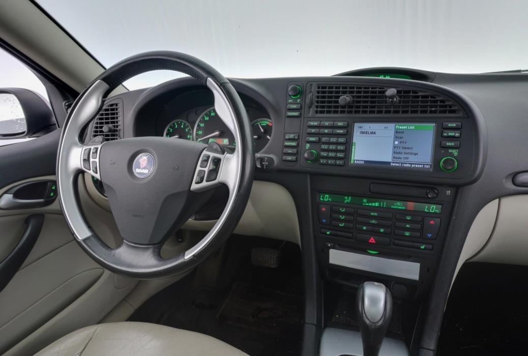 SAAB 9-3 2006