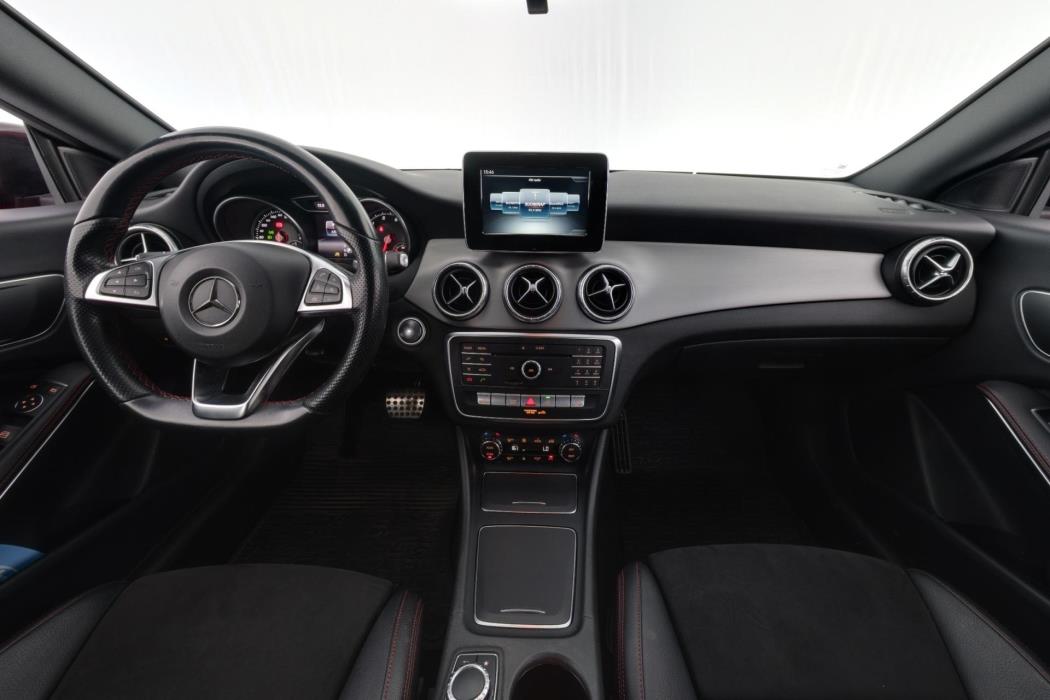 MERCEDES-BENZ CLA 2017