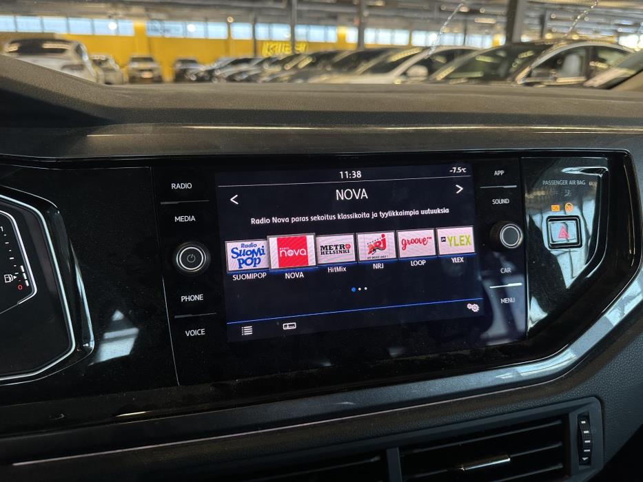 VOLKSWAGEN Polo 2020