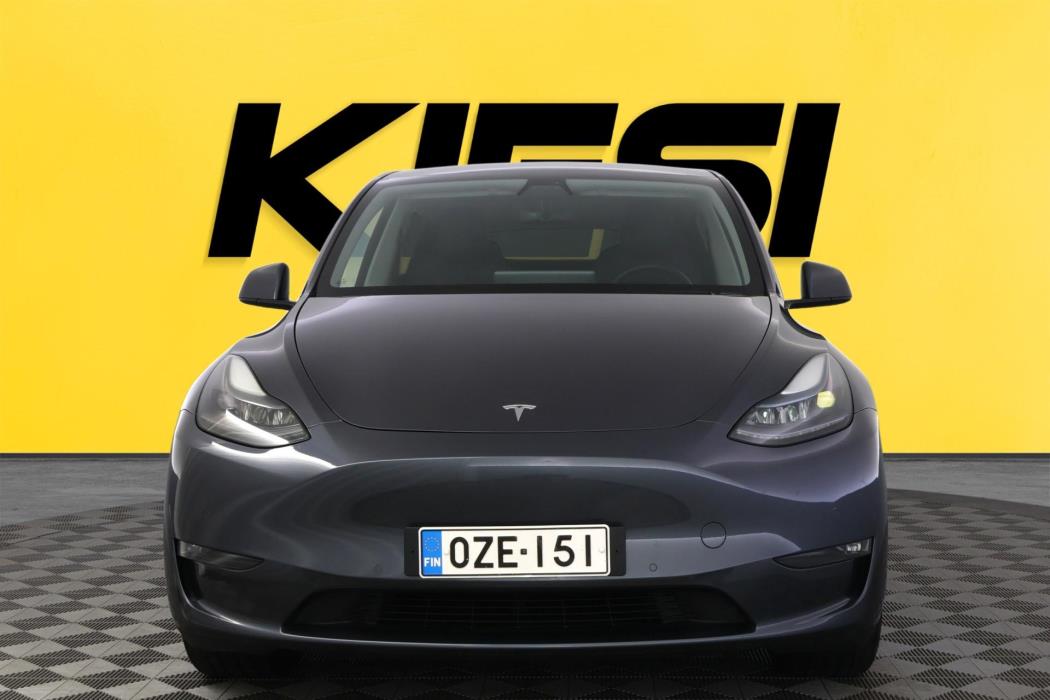 TESLA Model Y 2021