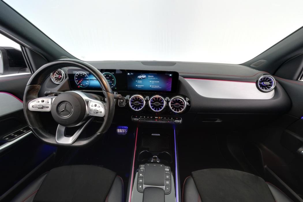MERCEDES-BENZ EQA 2021