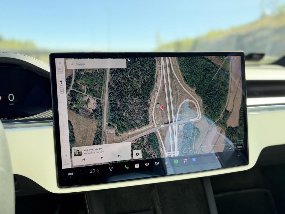 TESLA Model X 2023